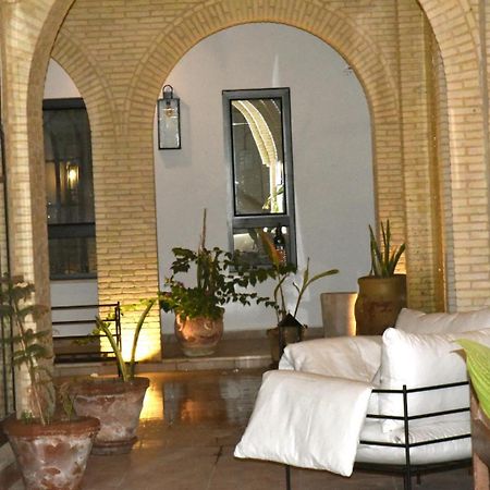 Maison D'Hotes Villa Fatima Gobernación de Gobernación de Tozeur Exterior foto