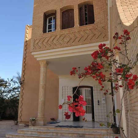 Maison D'Hotes Villa Fatima Gobernación de Gobernación de Tozeur Exterior foto